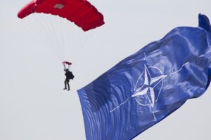 Leseprobe „Ist die NATO moralisch Bankrott?“